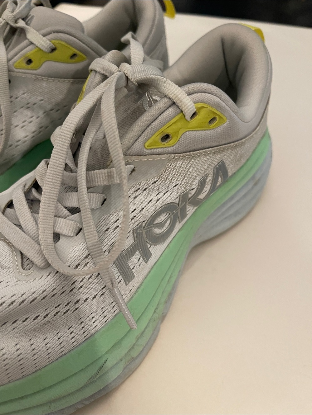 Hoka Women's Gray, Mint and Yellow Running Shoes size 8b Bondi 8 - Picture 3 of 10